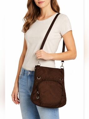 Travelon Everyday Crossbody Bag in Chocolate Brown